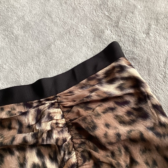 Joie Ornica Leopard Handkerchief Asymmetric Ruched Skirt Brown Tan Black Sz 8 - Picture 6 of 13